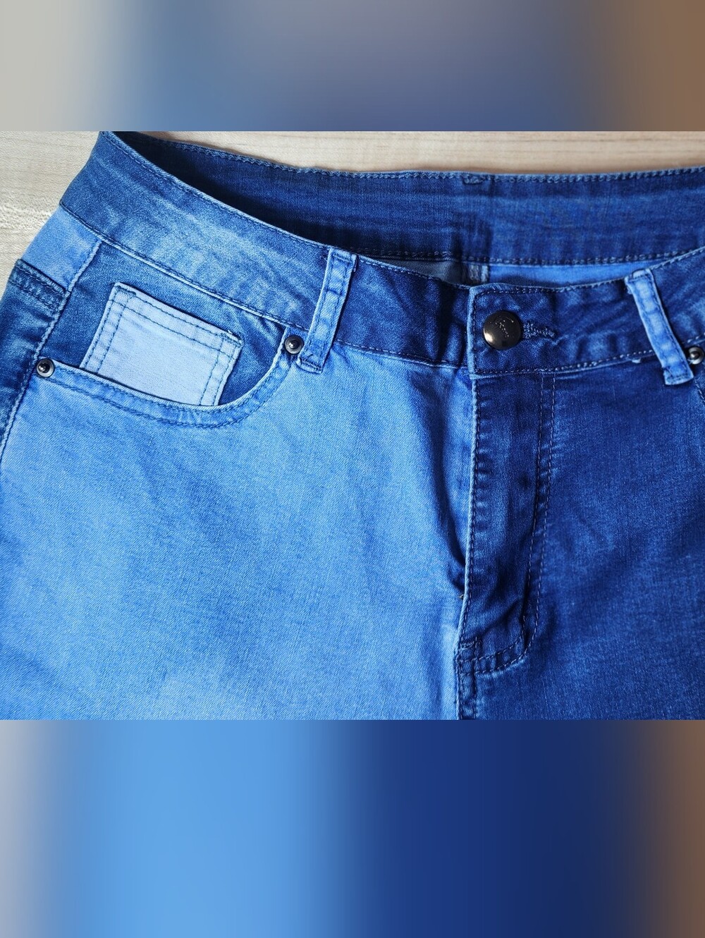 Patchwork Stretch Jeans - Picture 3 of 3